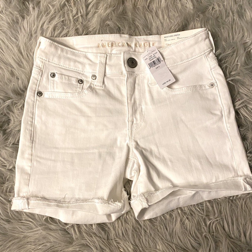 American Eagle NE(X)T Level White Short